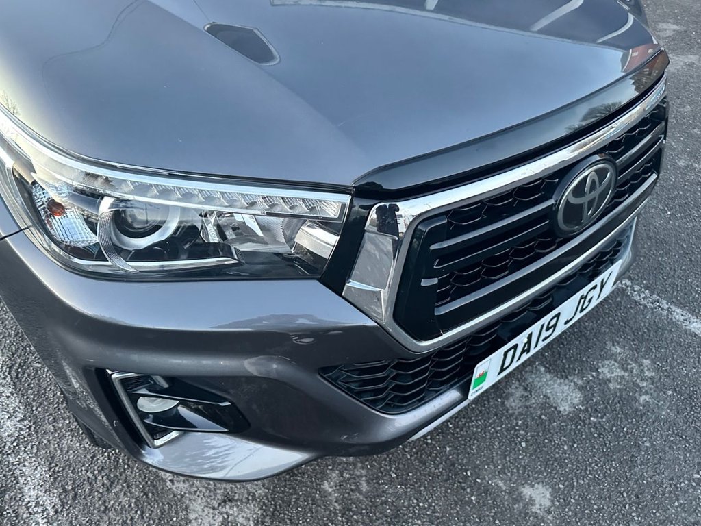 Used Toyota Hilux 2019 for sale - 77176505: Photo 32