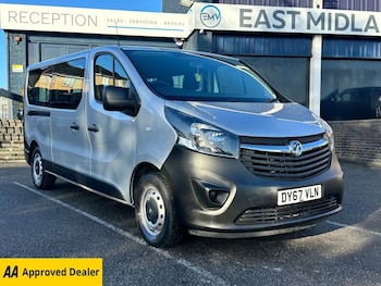 Used Vauxhall Vivaro 2017 for sale - 77176497: Photo