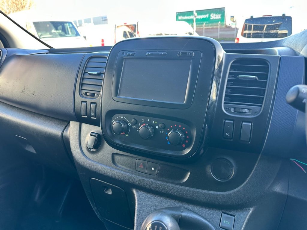 Used Vauxhall Vivaro 2017 for sale - 77176497: Photo 20