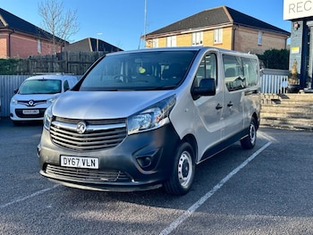 Used Vauxhall Vivaro 2017 for sale - 77176497: Photo