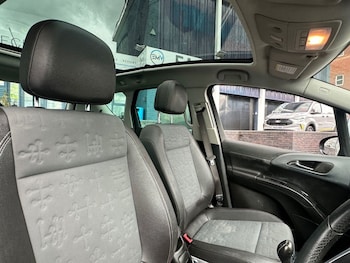 Used Vauxhall Meriva 2010 for sale - 79233177: Photo