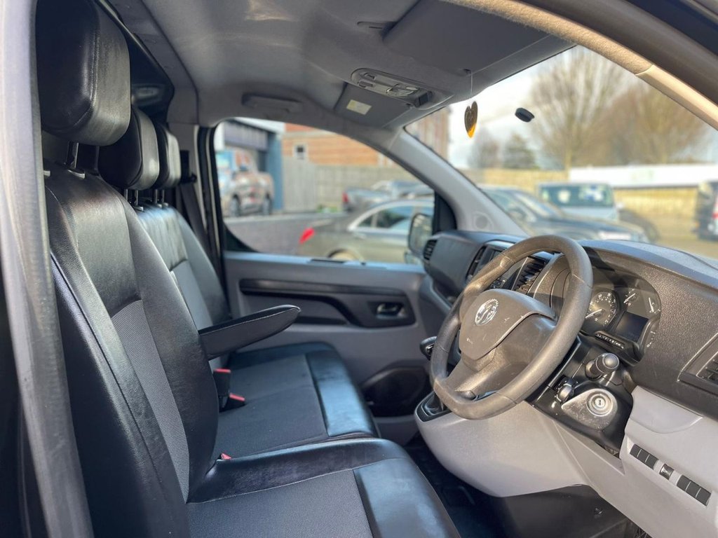 Used Vauxhall Vivaro 2020 for sale - 77666898: Photo 14