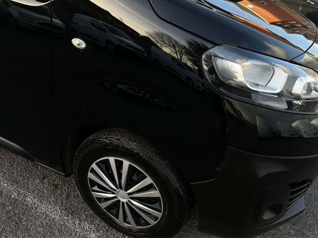 Used Vauxhall Vivaro 2020 for sale - 77666898: Photo 16