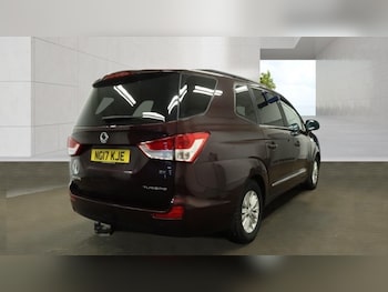 Used Ssangyong Turismo 2017 for sale - 78334199: Photo