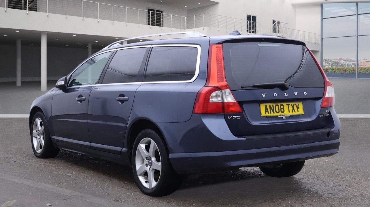 Used Volvo V70 2008 for sale - 76380365: Photo 1