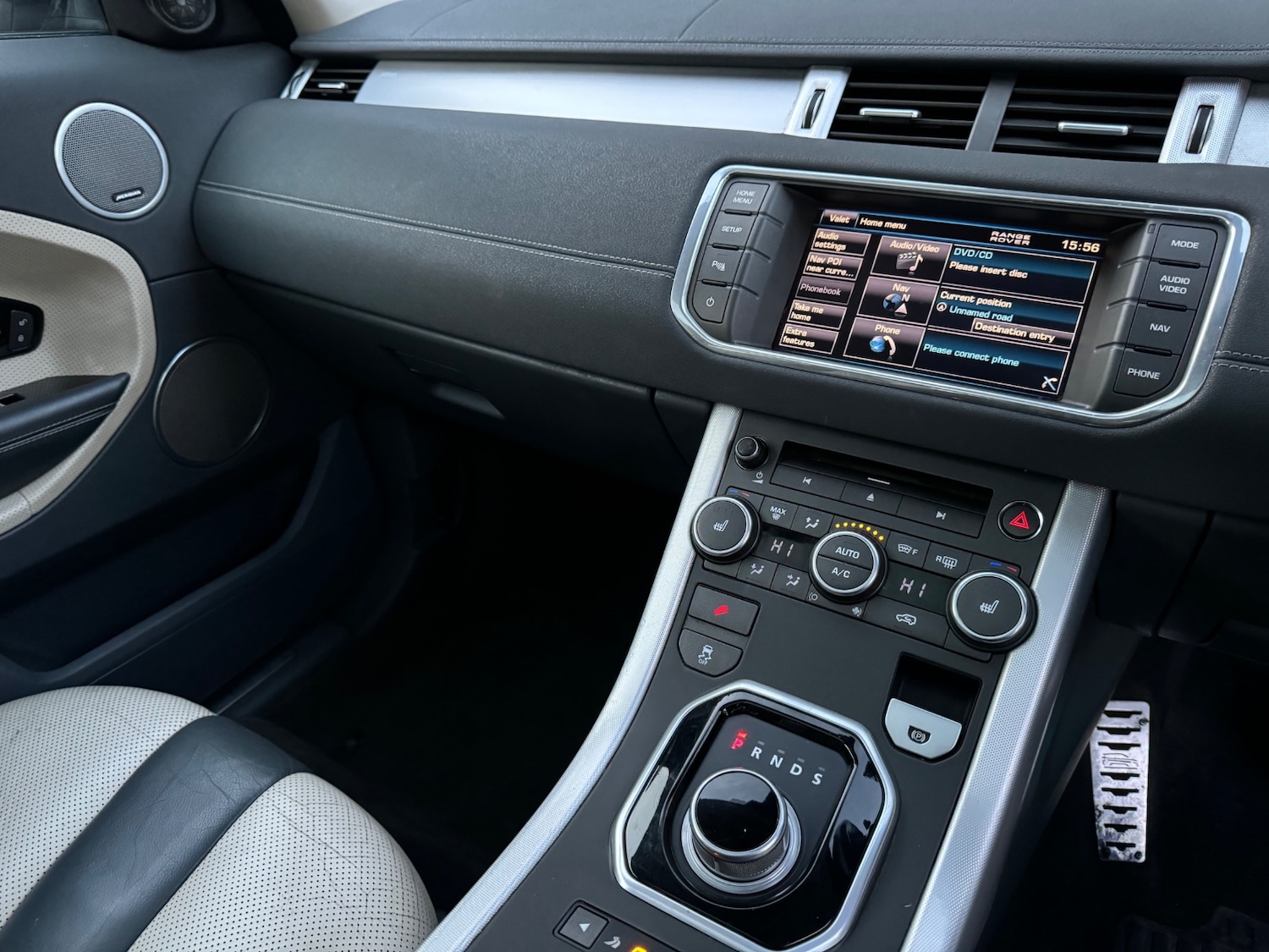 Used Land Rover Range Rover Evoque 2011 for sale - 77457248: Photo 11