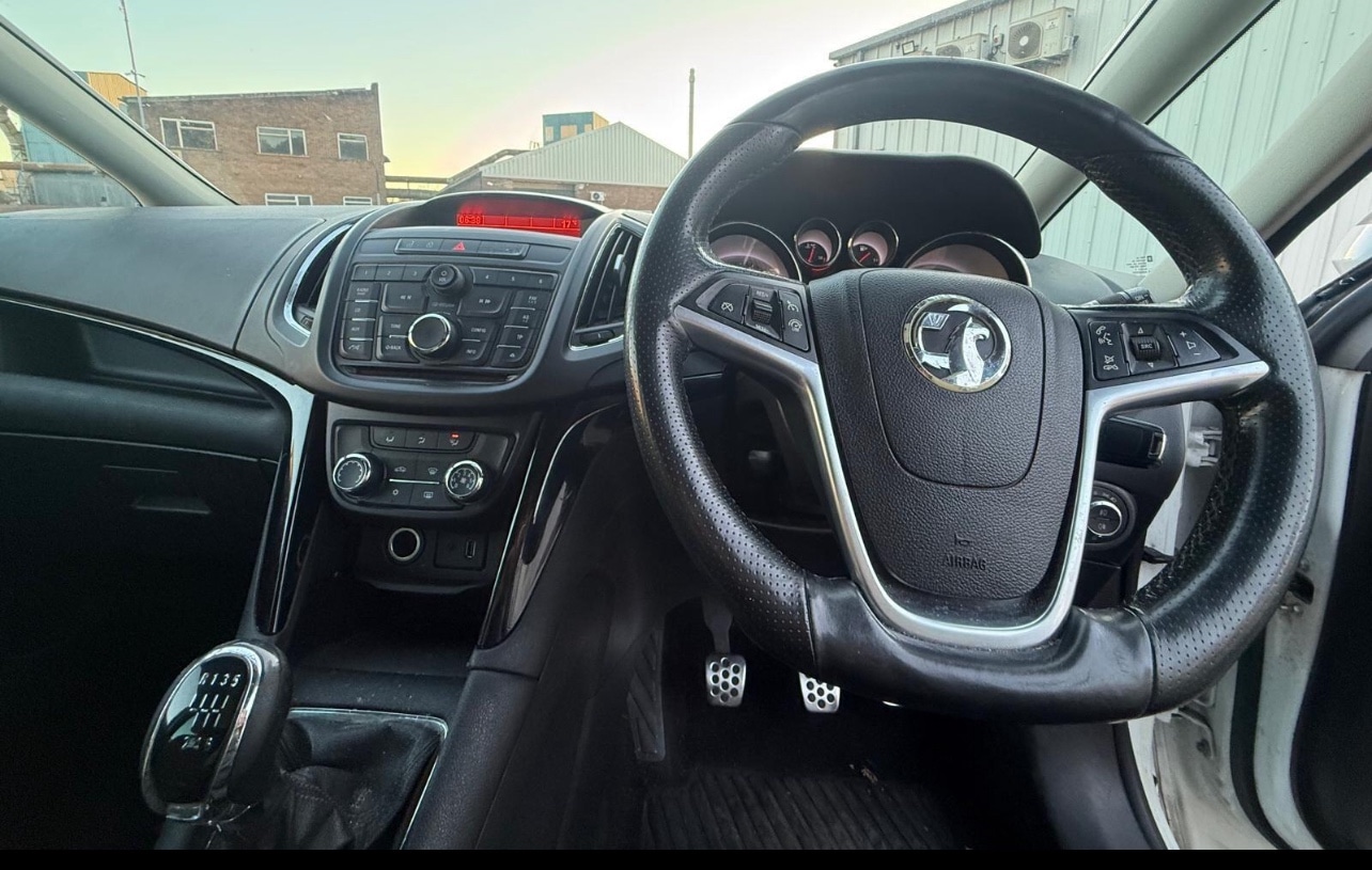 Used Vauxhall Zafira 2013 for sale - 76275074: Photo 9