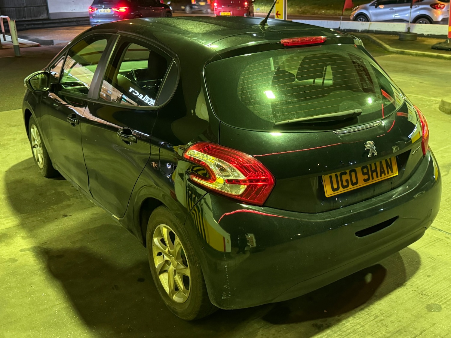 Used Peugeot 208 2012 for sale - 77457249: Photo 3