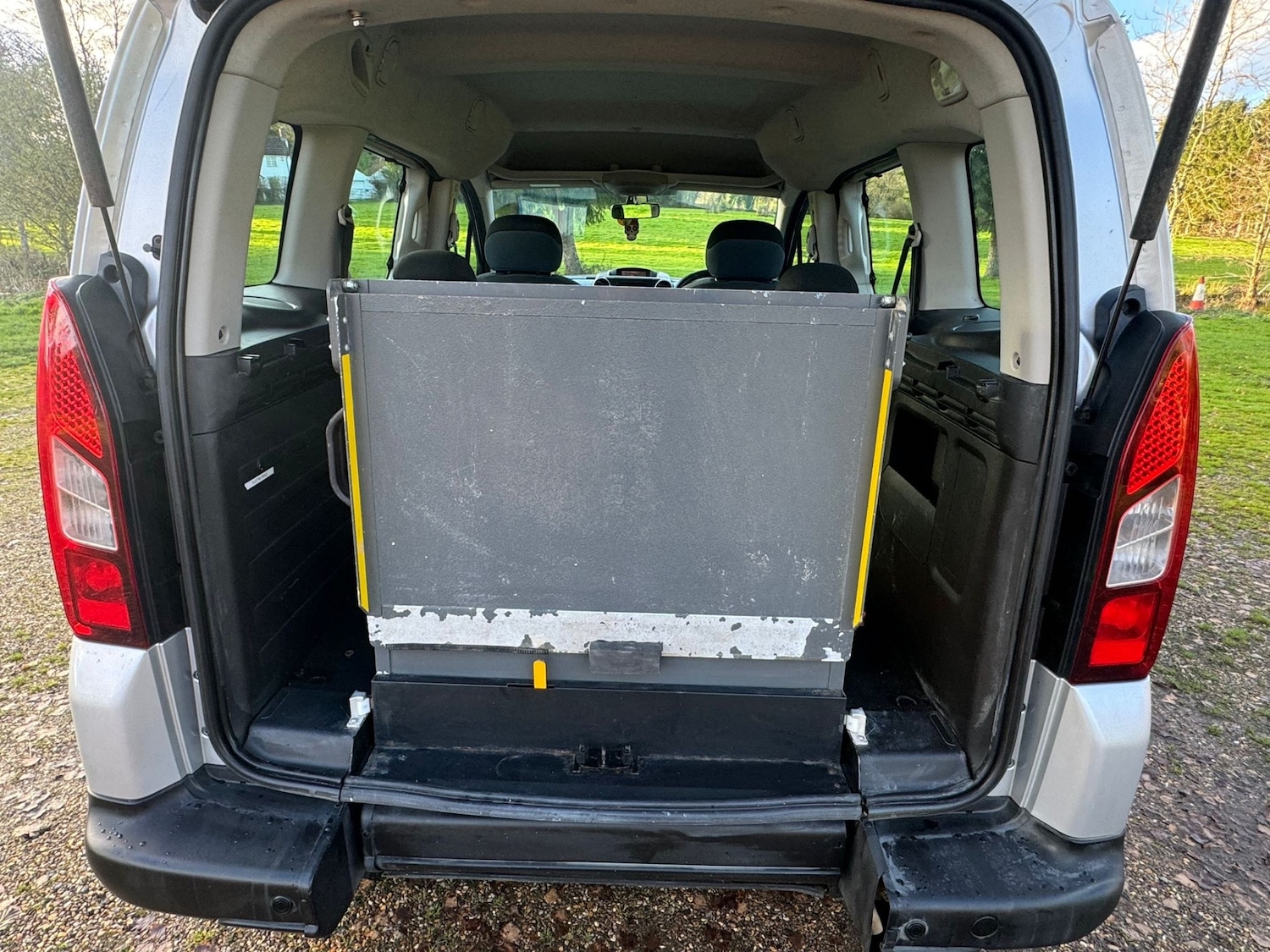 Used Citroen Berlingo Multispace 2013 for sale - 76596120: Photo 8