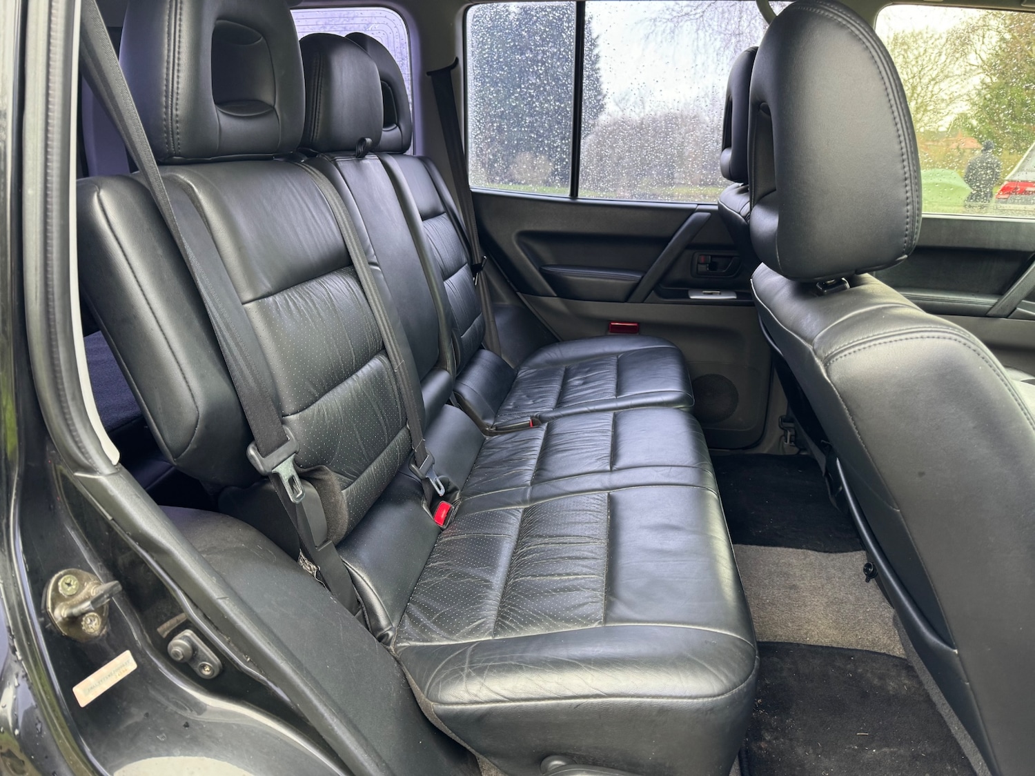 Used Mitsubishi Shogun 2002 for sale - 77213664: Photo 7