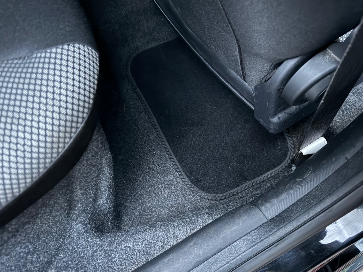 Used Toyota AYGO 2012 for sale - 77457155: Photo 7