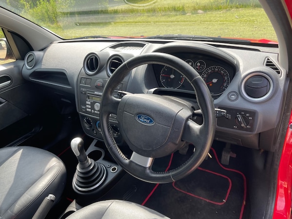 Used Ford Fiesta 2007 for sale - 76237512: Photo 10