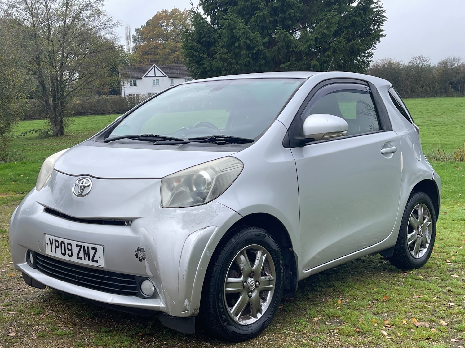 Used Toyota IQ 2009 for sale - 76511742: Photo 2
