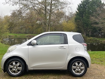 Used Toyota IQ 2009 for sale - 76511742: Photo