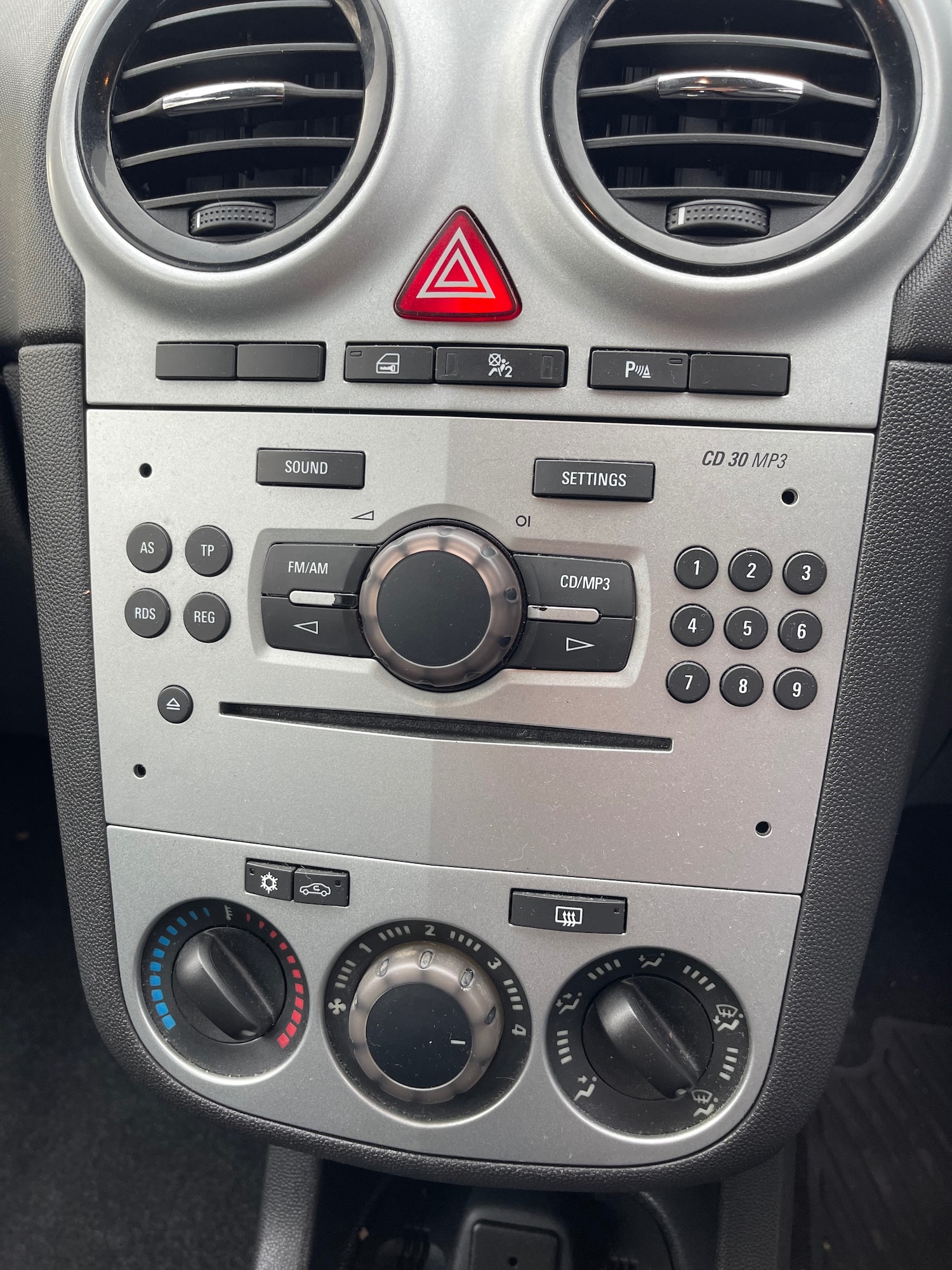 Used Vauxhall Corsa 2011 for sale - 76699726: Photo 14