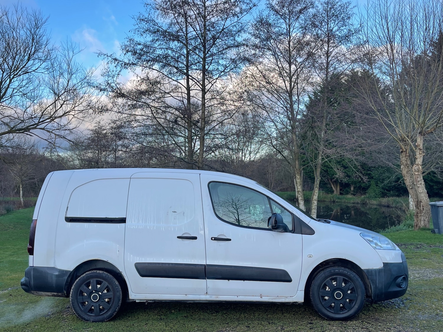 Used Peugeot Partner 2011 for sale - 76275983: Photo 3