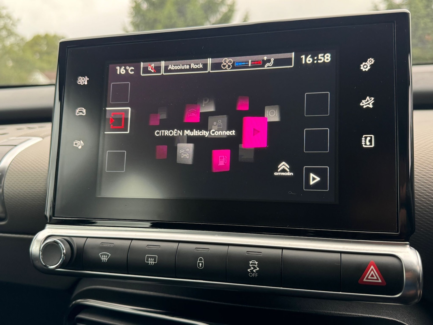 Used Citroen C4 Cactus 2017 for sale - 76237490: Photo 11