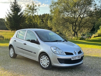Renault - Clio
