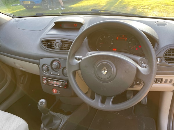 Used Renault Clio 2007 for sale - 76276047: Photo 9