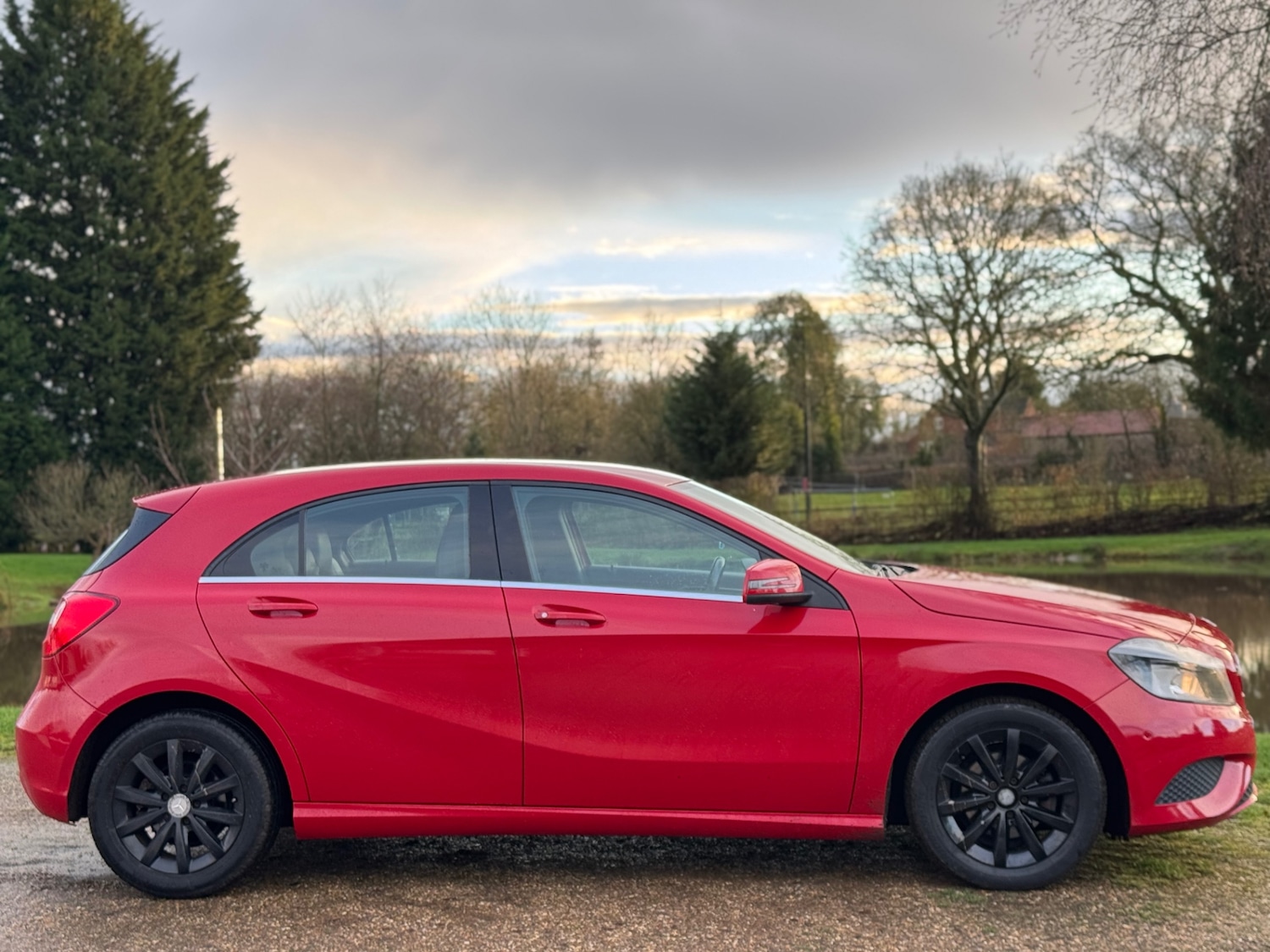 Used Mercedes-Benz A-Class 2013 for sale - 76757464: Photo 10