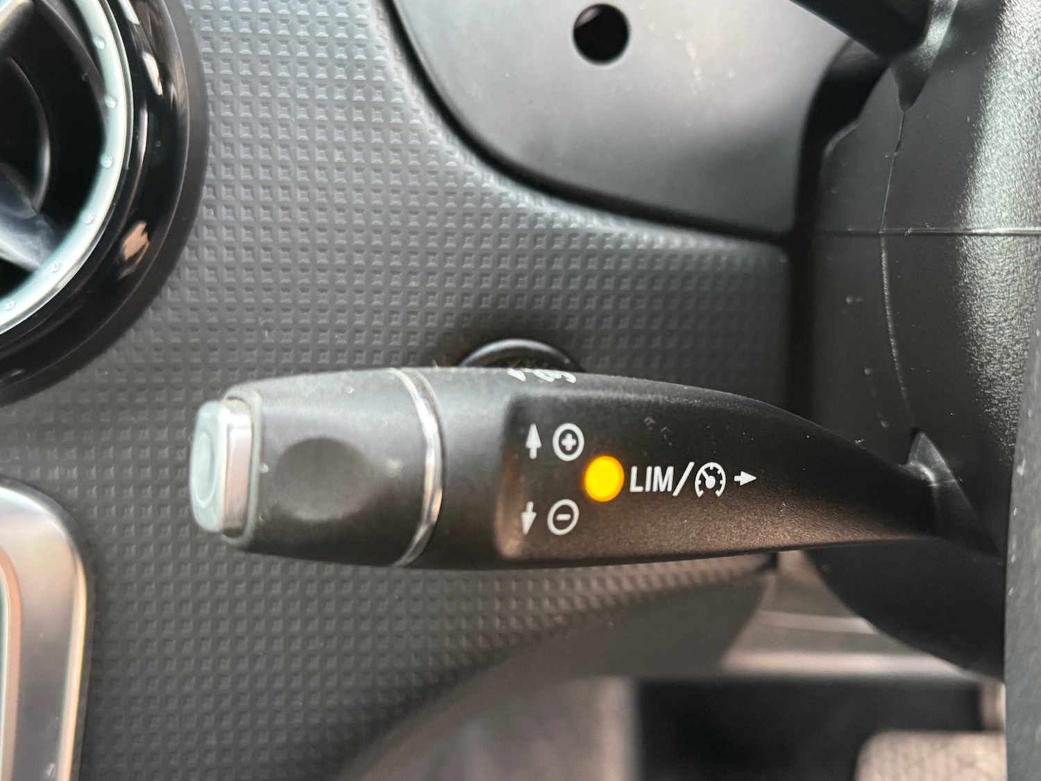 Used Mercedes-Benz A-Class 2013 for sale - 76757464: Photo 15