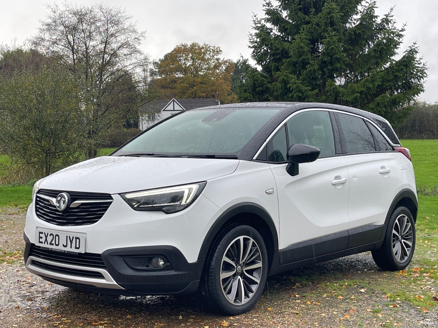 Used Vauxhall Crossland X 2020 for sale - 76312202: Photo 2