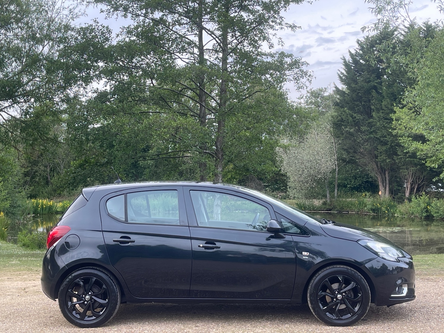 Used Vauxhall Corsa 2015 for sale - 76258935: Photo 3