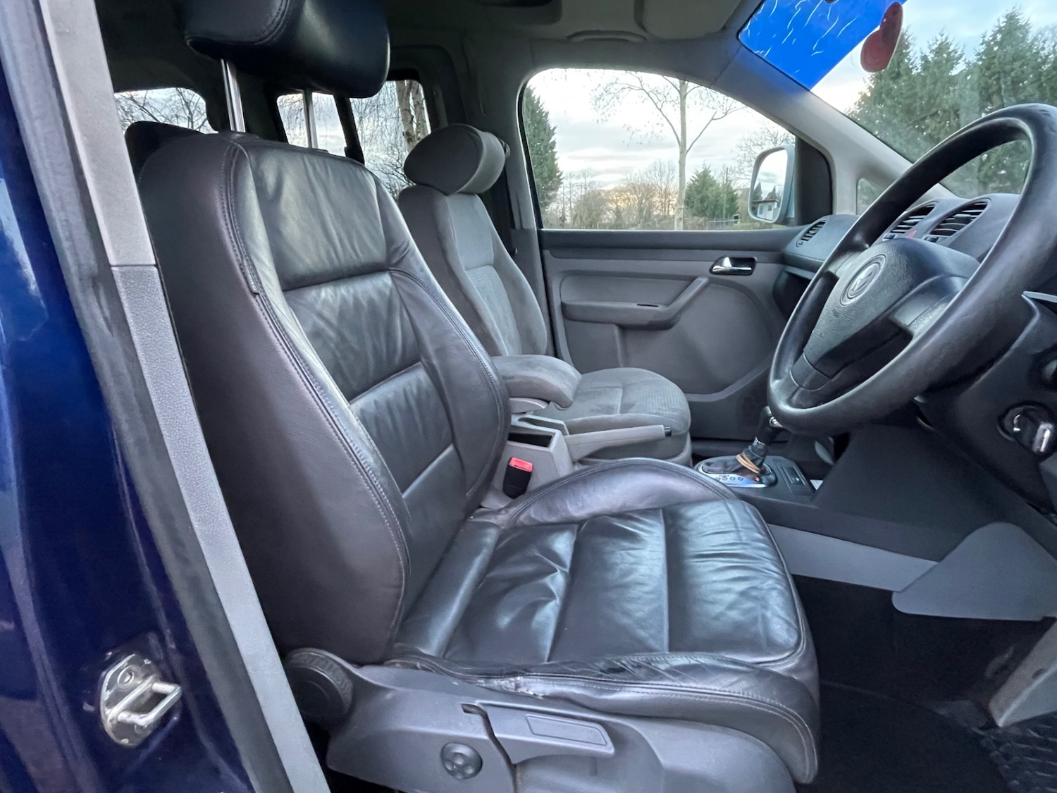 Used Volkswagen Caddy Maxi Life 2009 for sale - 76941904: Photo 10