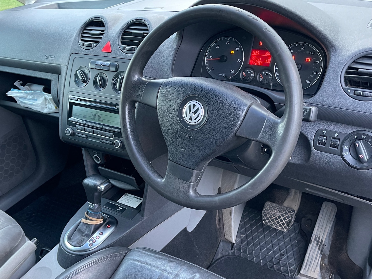 Used Volkswagen Caddy Maxi Life 2009 for sale - 76941904: Photo 11