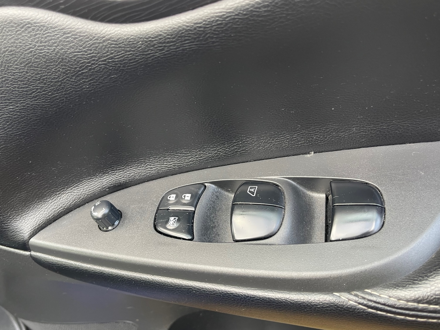 Used Nissan Pulsar 2015 for sale - 76525662: Photo 14