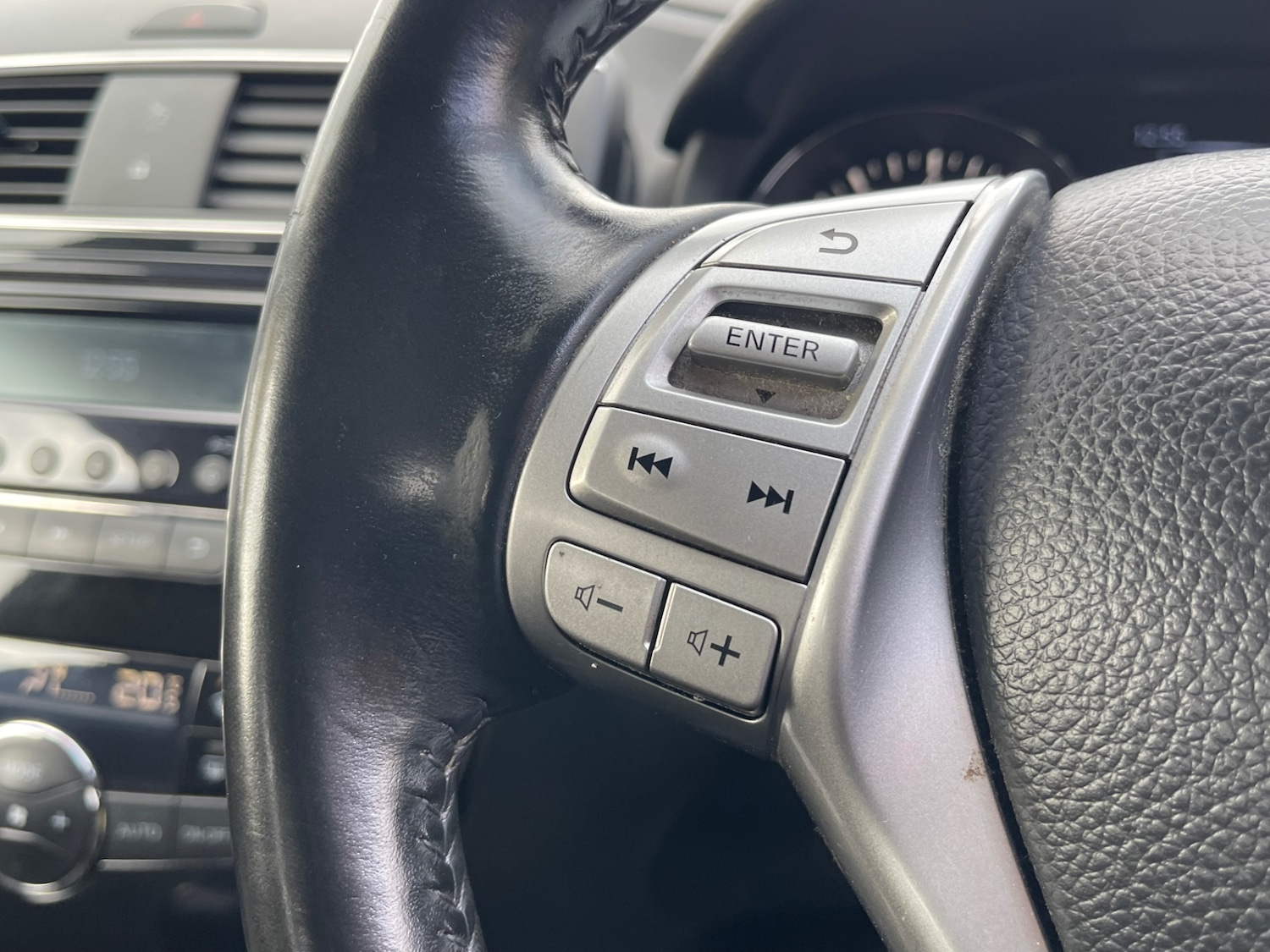 Used Nissan Pulsar 2015 for sale - 76525662: Photo 15