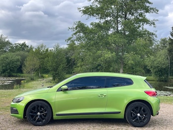 Used Volkswagen Scirocco 2011 for sale - 79568810: Photo