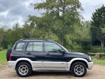 Used Suzuki Grand Vitara 2004 for sale - 79741971: Photo