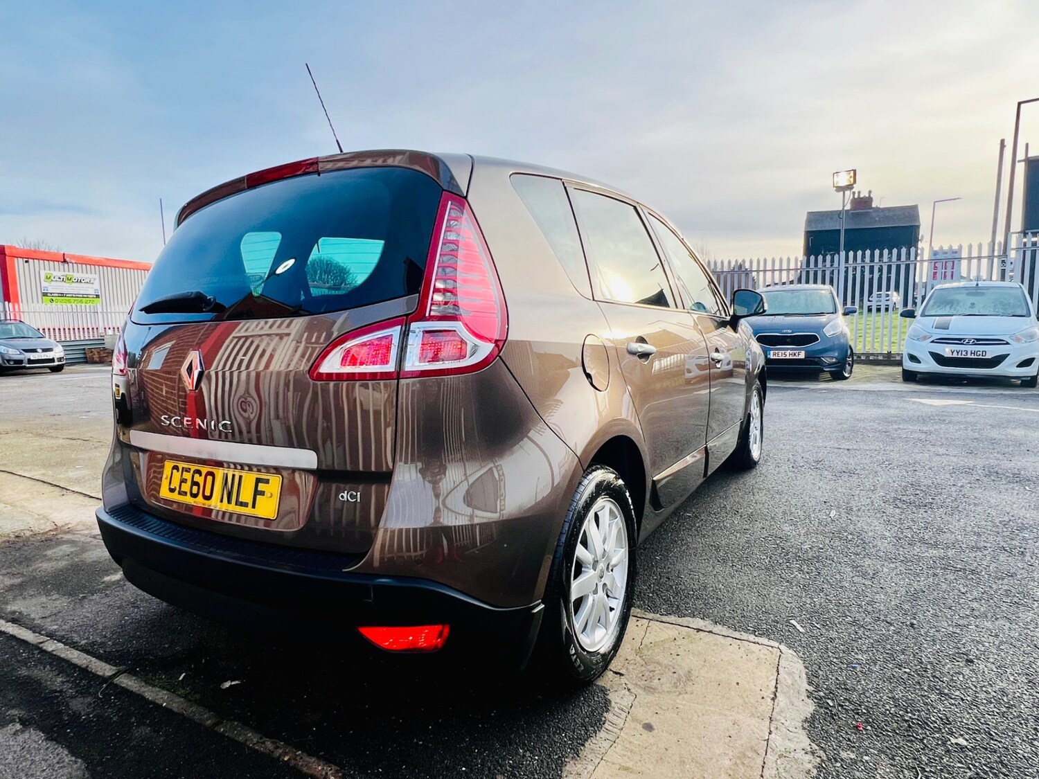 Used Renault Scenic 2011 for sale - 77207318: Photo 6