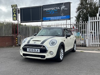 Used MINI Hatch 2019 for sale - 76392352: Photo