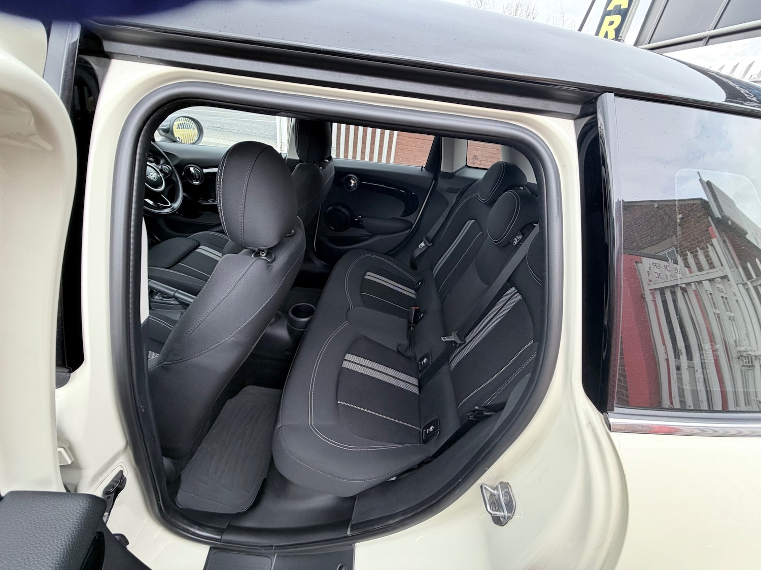 Used MINI Hatch 2019 for sale - 78184161: Photo 16