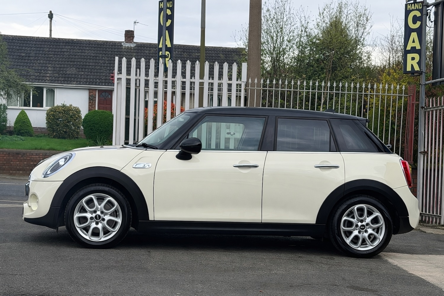 Used MINI Hatch 2019 for sale - 78184161: Photo 5