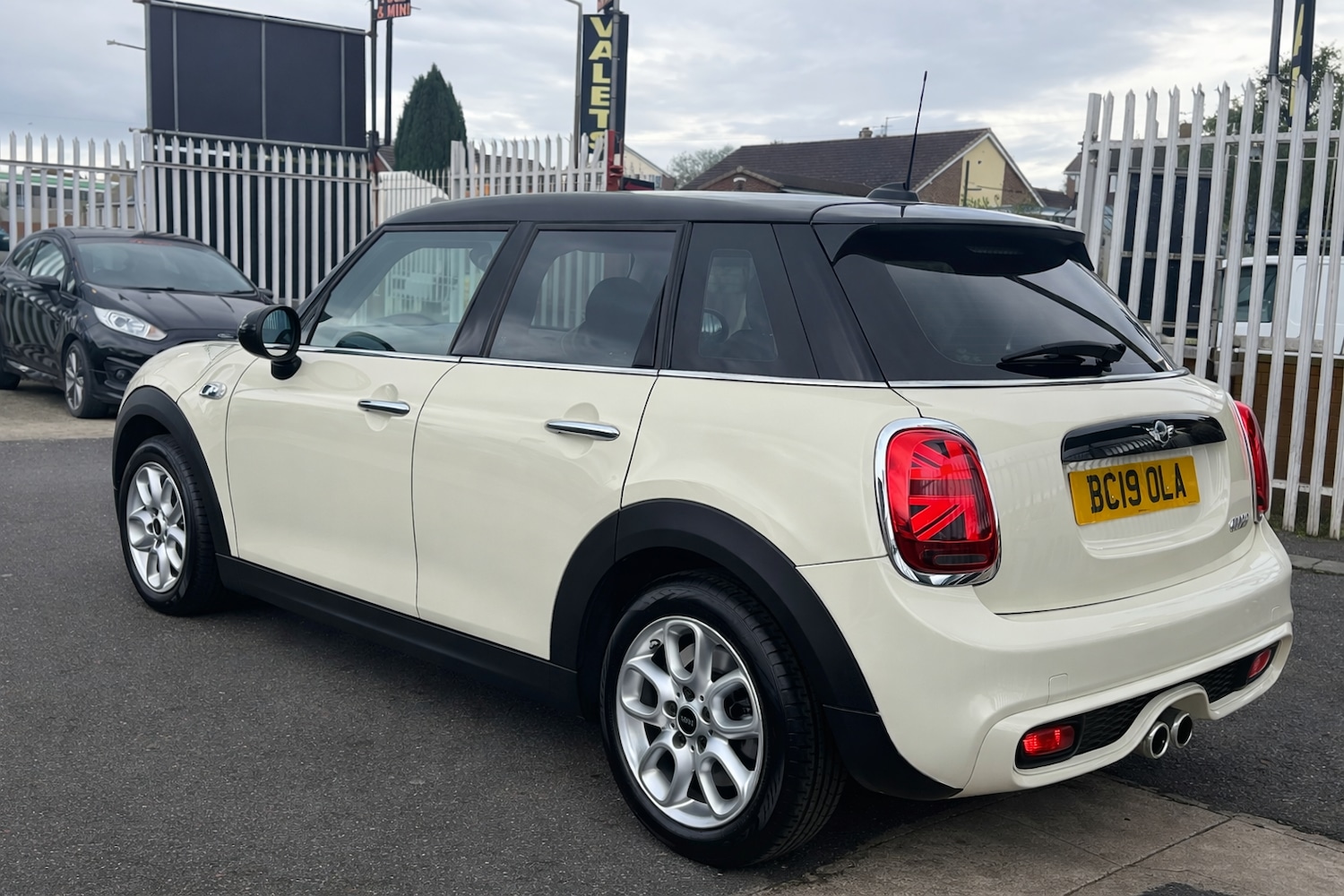 Used MINI Hatch 2019 for sale - 78184161: Photo 6
