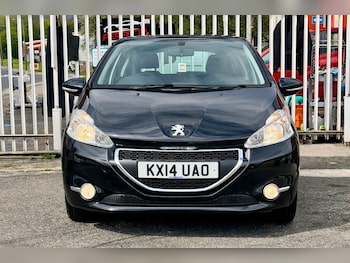 Used Peugeot 208 2014 for sale - 78258688: Photo