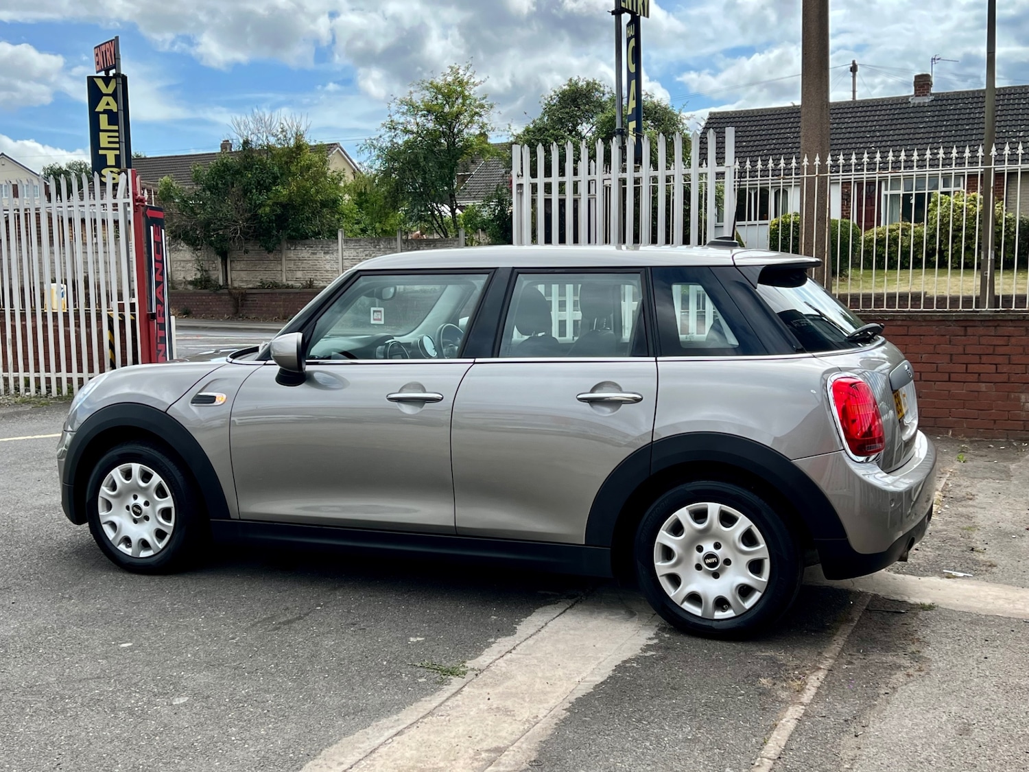 Used MINI Hatch 2019 for sale - 76418553: Photo 5