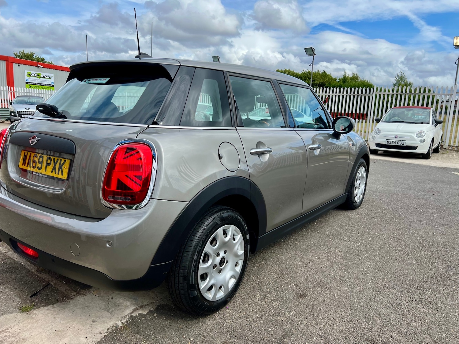 Used MINI Hatch 2019 for sale - 76418553: Photo 8