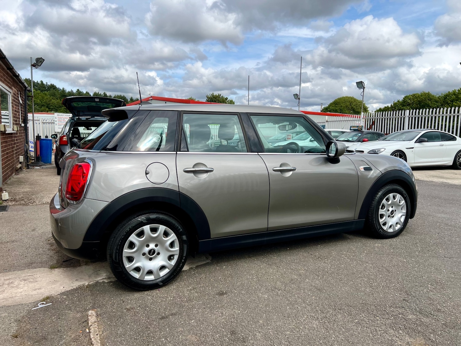 Used MINI Hatch 2019 for sale - 76418553: Photo 9