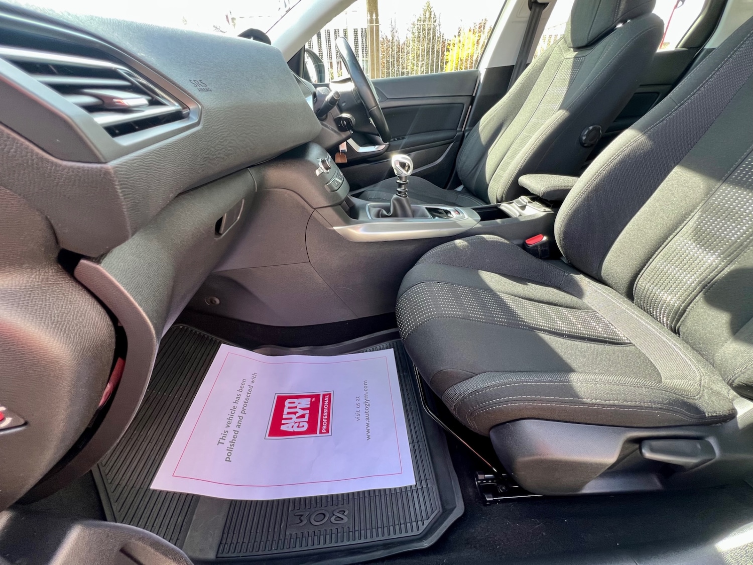 Used Peugeot 308 2015 for sale - 76418604: Photo 13