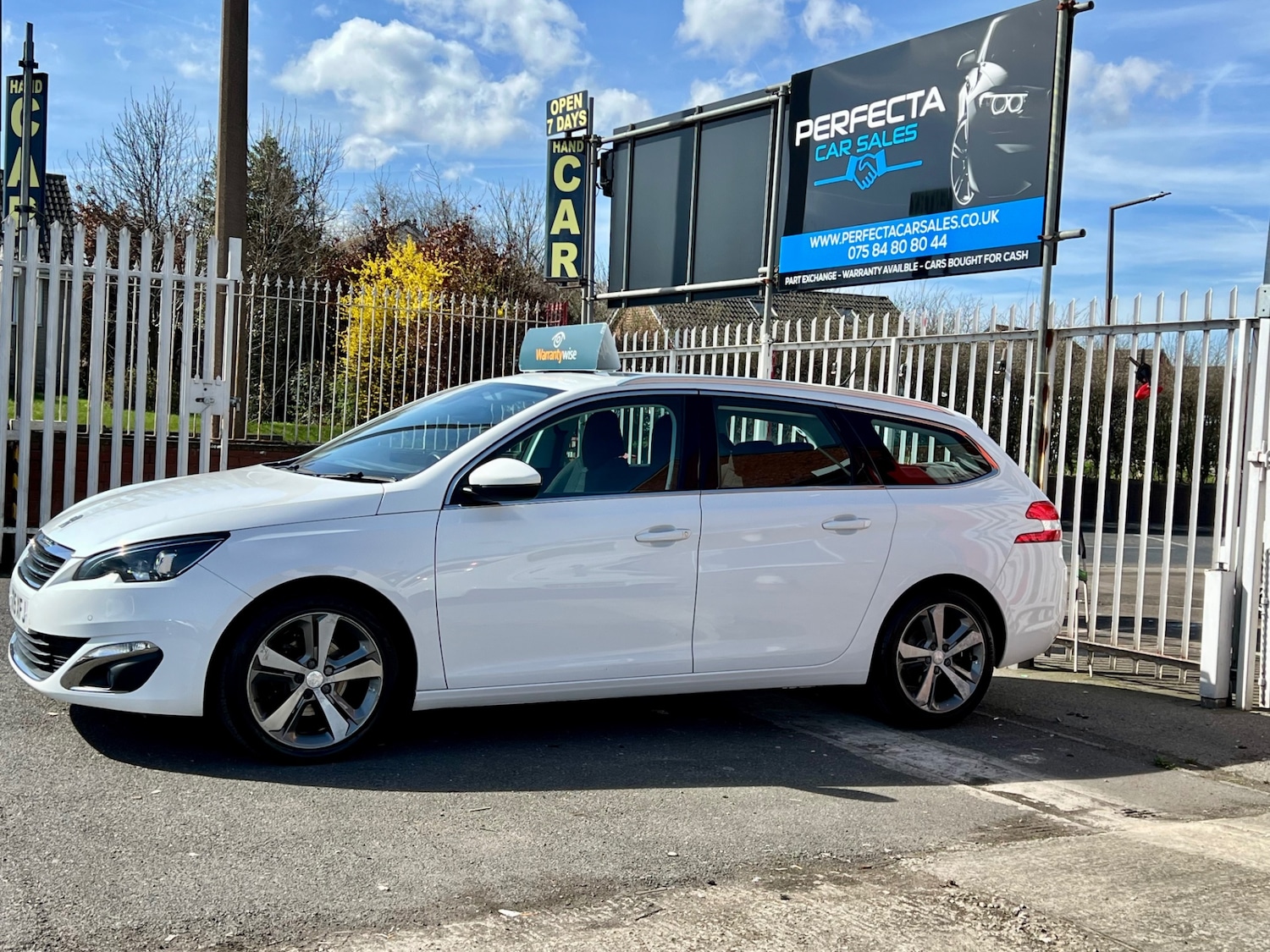 Used Peugeot 308 2015 for sale - 76418604: Photo 3