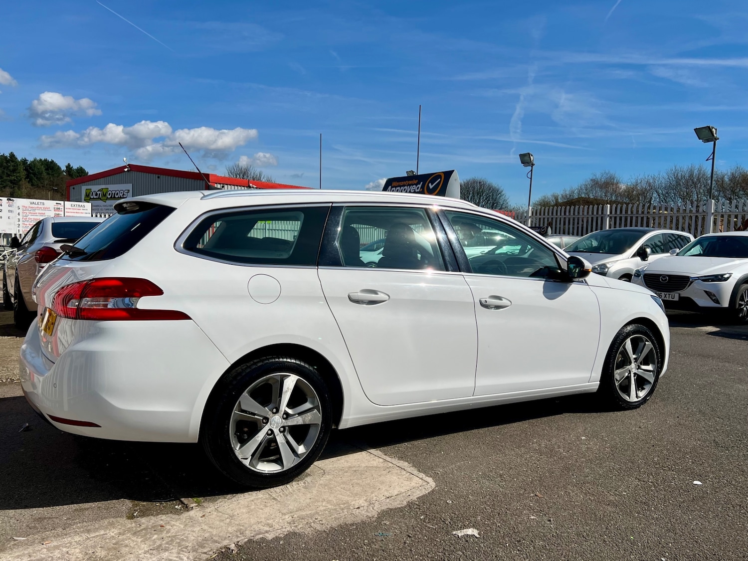 Used Peugeot 308 2015 for sale - 76418604: Photo 6