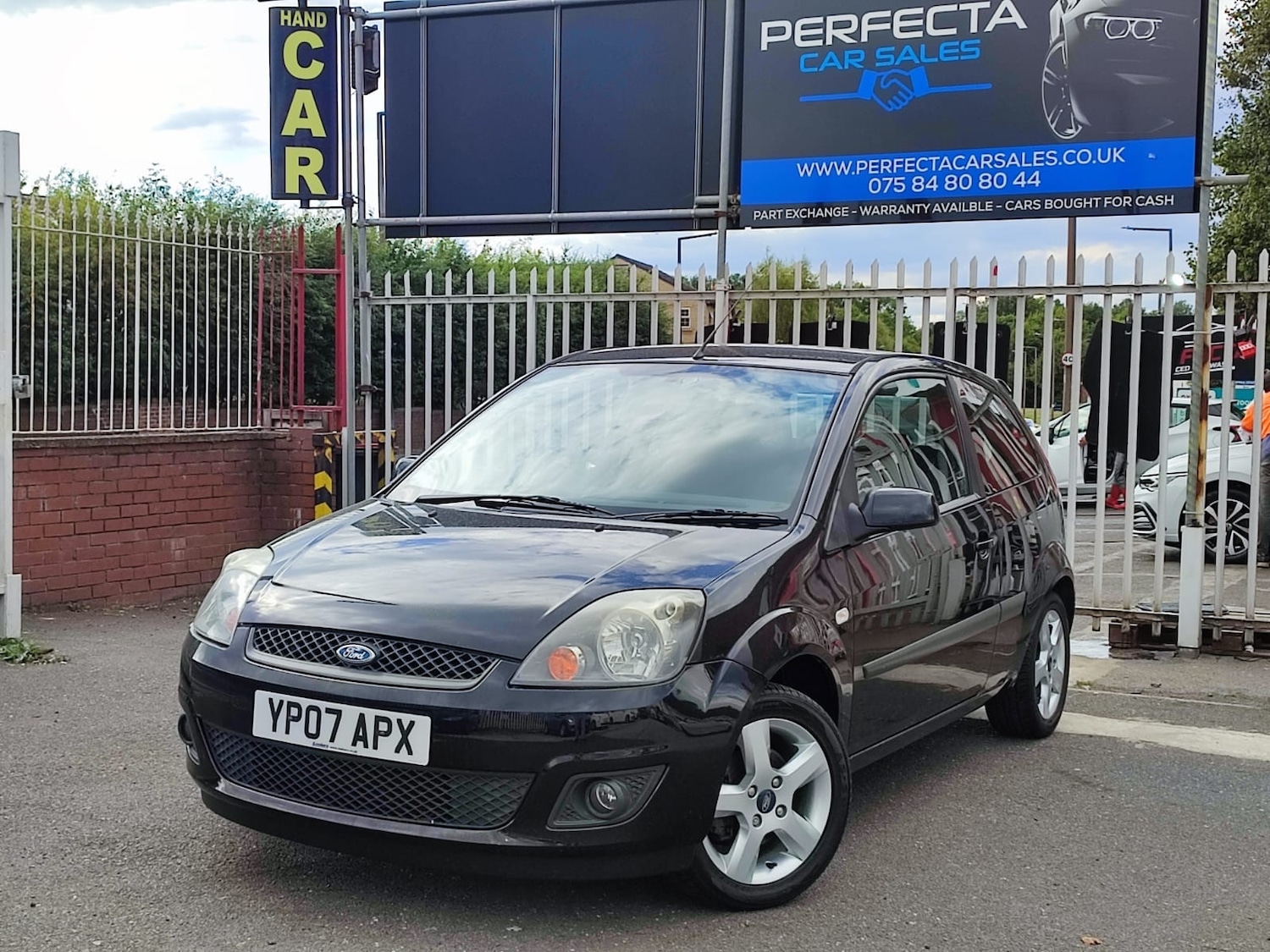 Used Ford Fiesta 2007 for sale - 76837577: Photo 2