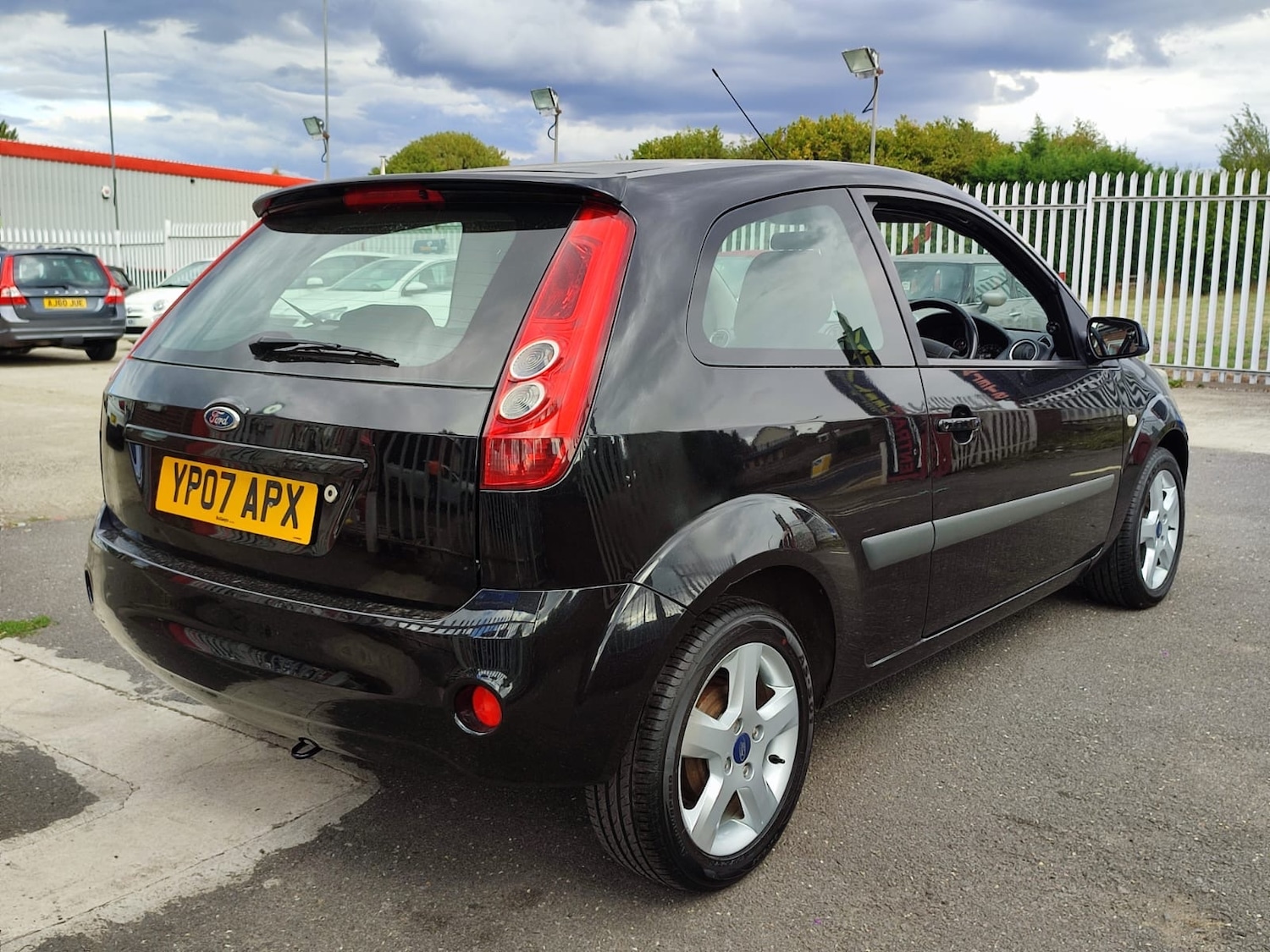 Used Ford Fiesta 2007 for sale - 76837577: Photo 6