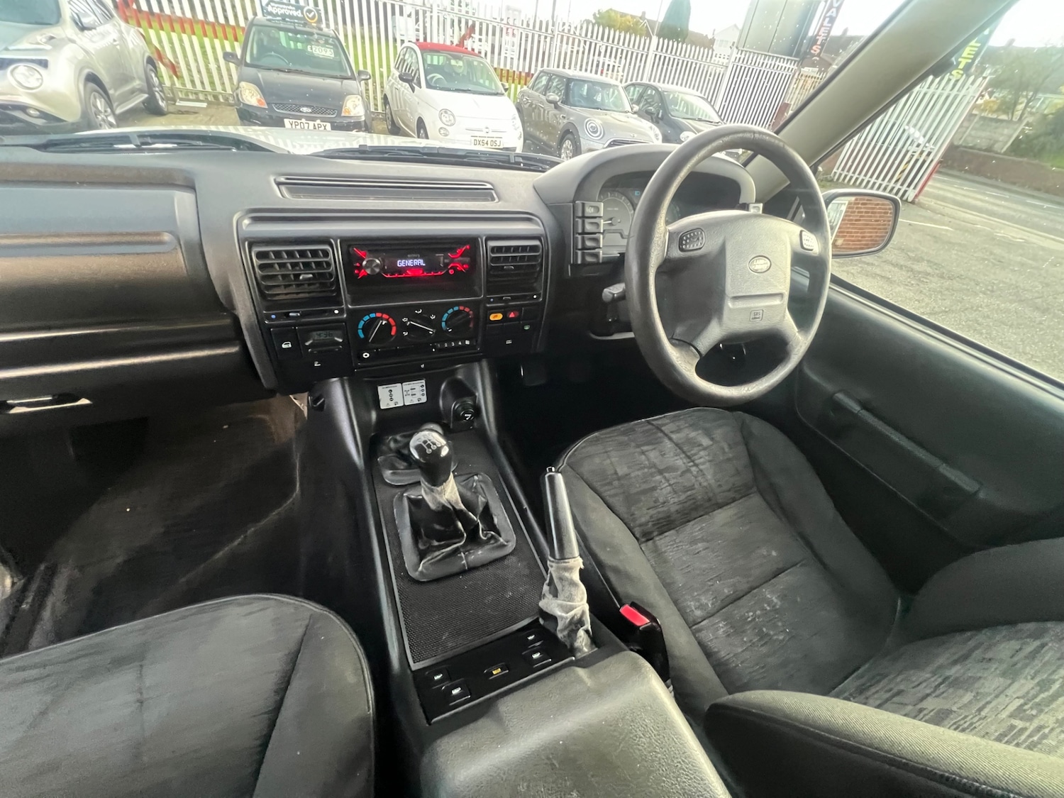 Used Land Rover Discovery 2004 for sale - 76418613: Photo 15