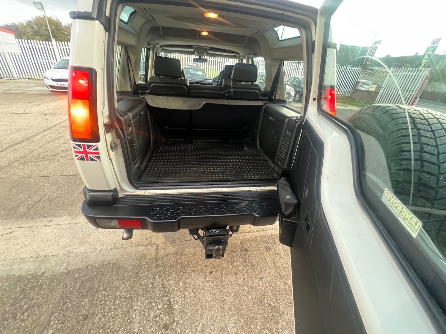Used Land Rover Discovery 2004 for sale - 76418613: Photo 16