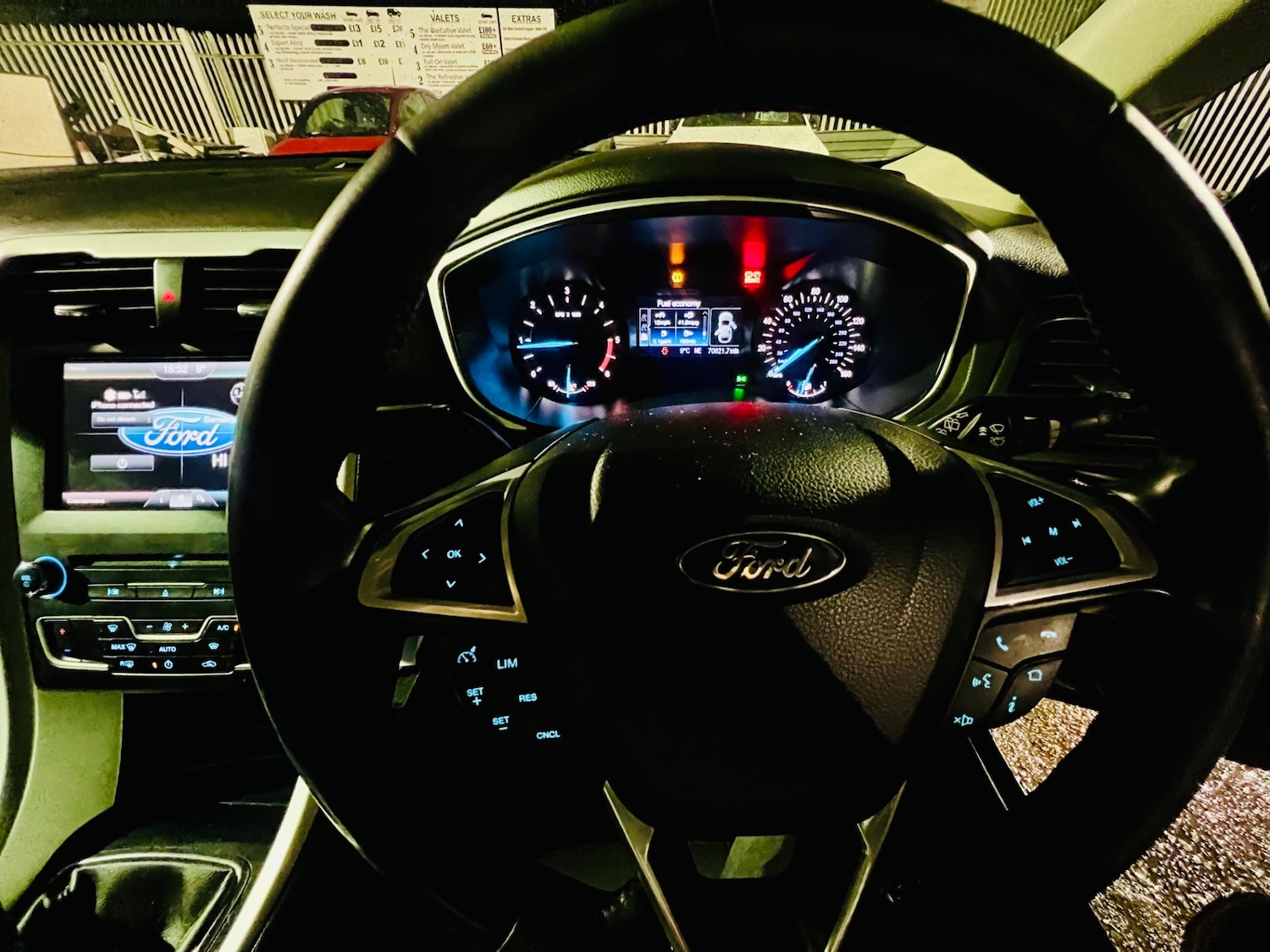 Used Ford Mondeo 2015 for sale - 76985224: Photo 19